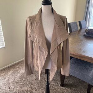 BCBG Maxazria 100% Leather Asymmetrical Jacket Size M Taupe Cream Beige Soy Chai